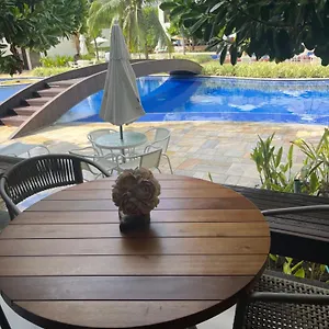  Apartamento Malawi Muro Alto House Brasil